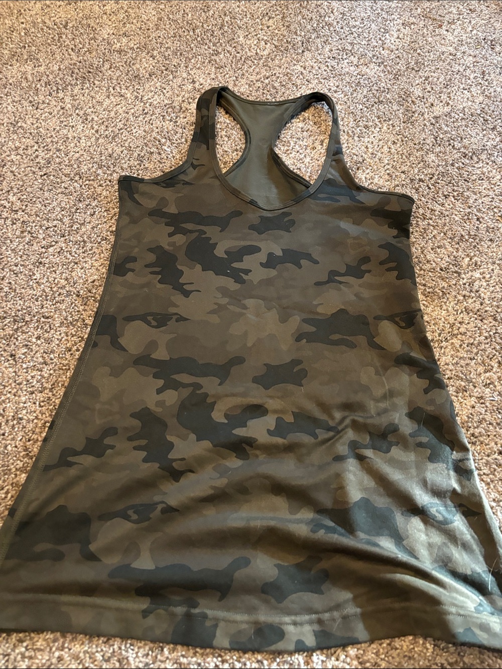 lululemon athletica Women's Camo Racerback Tank - Olive/Forest Green